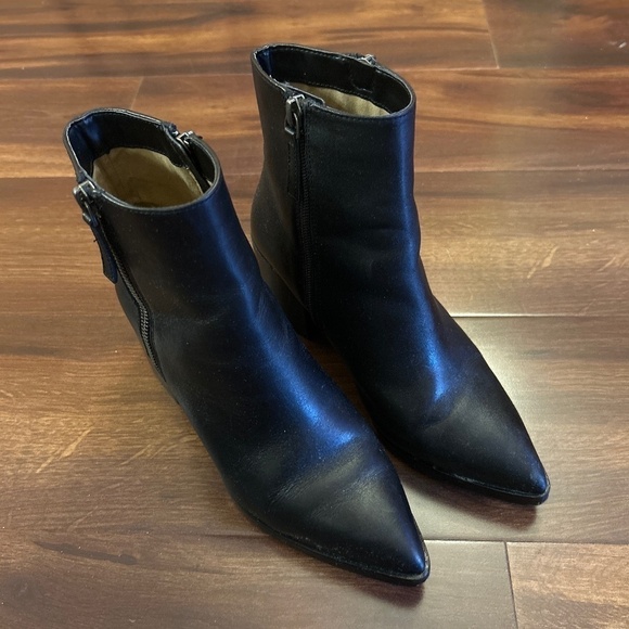 🌿SALE🌿L. PAOLO Black Boots size 6M - Picture 1 of 10